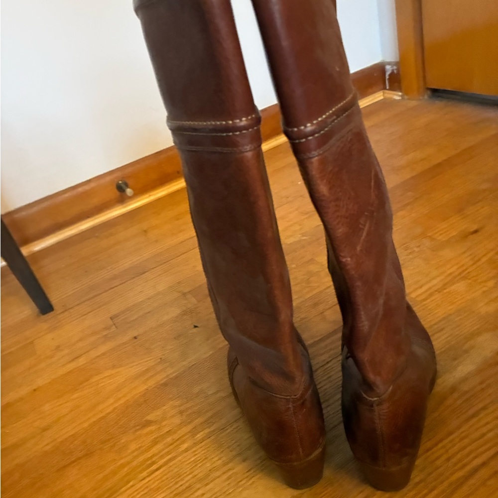 Frye Rich Brown Leather Heeled Boots - Picture 3 of 5